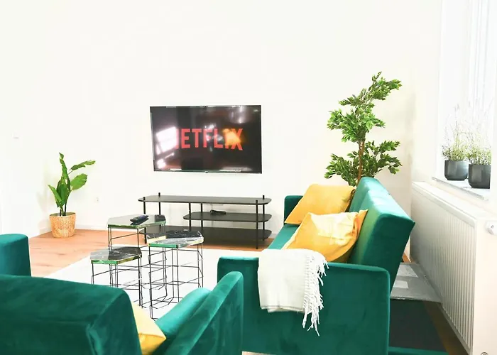 80Qm Apartment In Krefeld Zentral Gelegen Mit Hohen Decken - Beuys Apartments - Krefeld