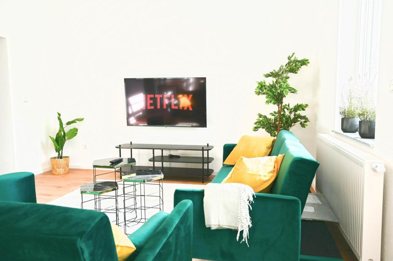 80qm In Zentral Gelegen Mit Hohen Decken - Beuys - *