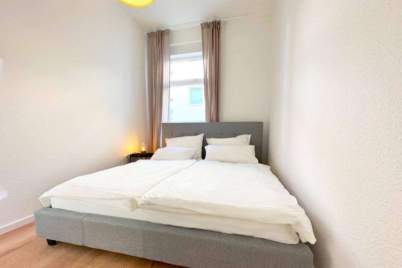 80qm In Zentral Gelegen Mit Hohen Decken - Beuys -